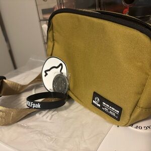 WOLFPAK Crossbody Bag
